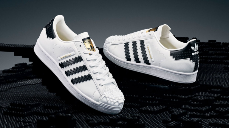 Lego e Adidas lançam versos do Originals Superstar