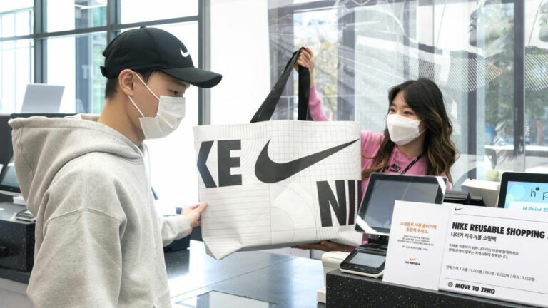 Nike restaura seu relacionamento com marcas
